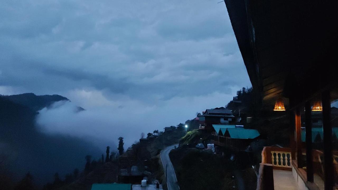 Odin Hostel Shoja Dış mekan fotoğraf
