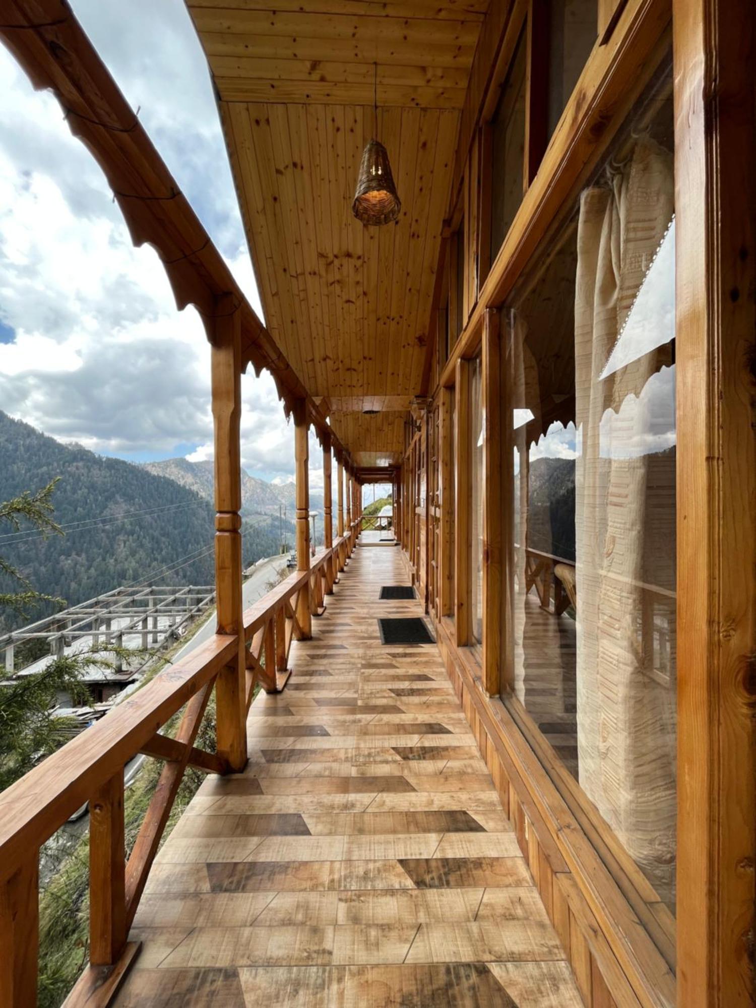 Odin Hostel Shoja Dış mekan fotoğraf